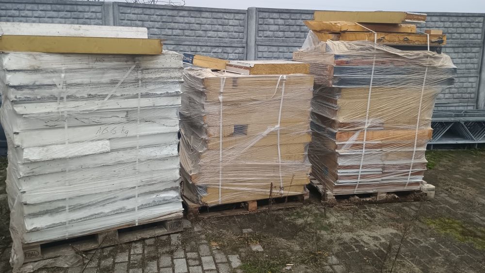 Płyta warstwowa / obornicka / 100mm / 40m2