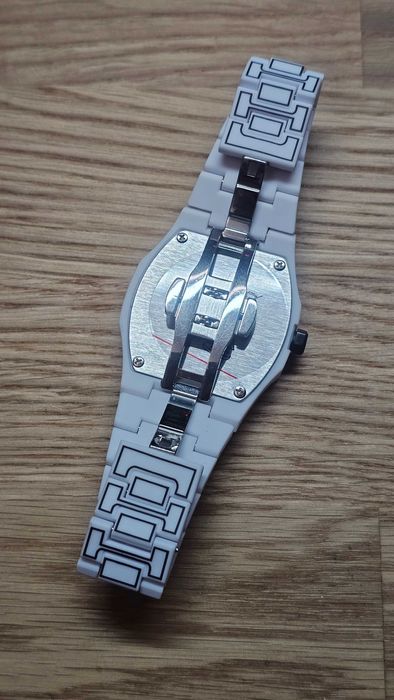 Relógio branco estilo D1 Milano