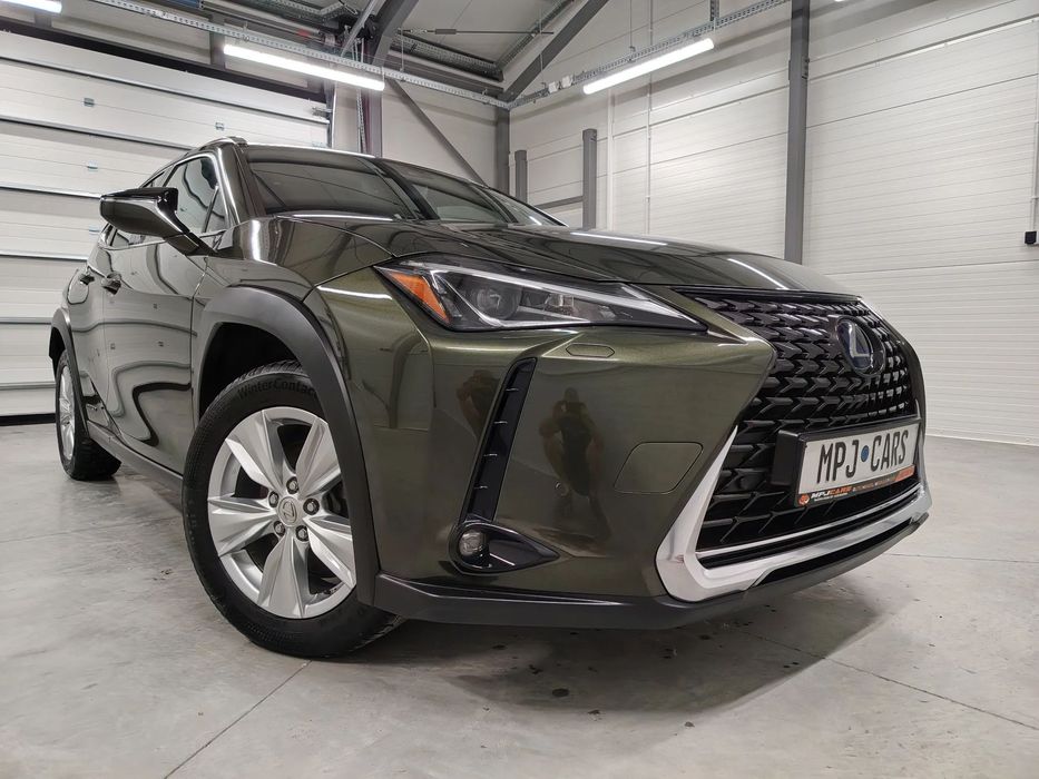Lexus UX 2.0 hybryda 72 tys km navi camera led stan salonowy