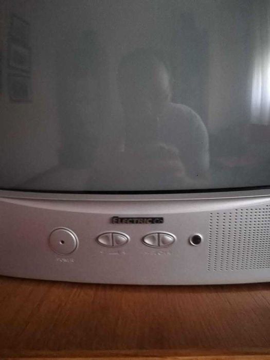 TV Electric Caixa