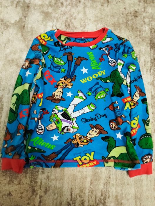 Велюрова піжама для хлопчика на 4/5 років