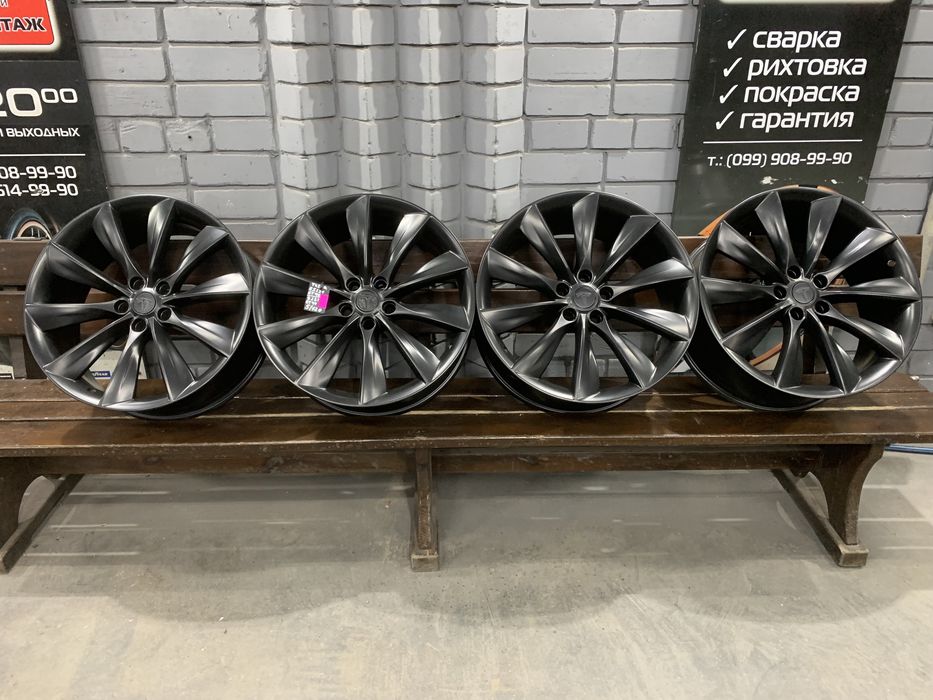 99 Оригинальные литые диски Tesla Model S  5/120 R21 et40