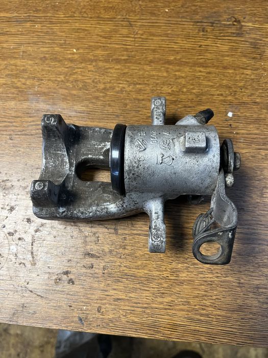 Суппорт зафира б