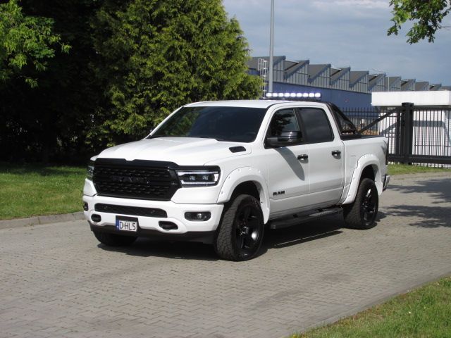 RAM 1500 BIGHORN BLACK 2023 5.7 Etorque 35t.km 401KM 4x4 możliwa zamiana