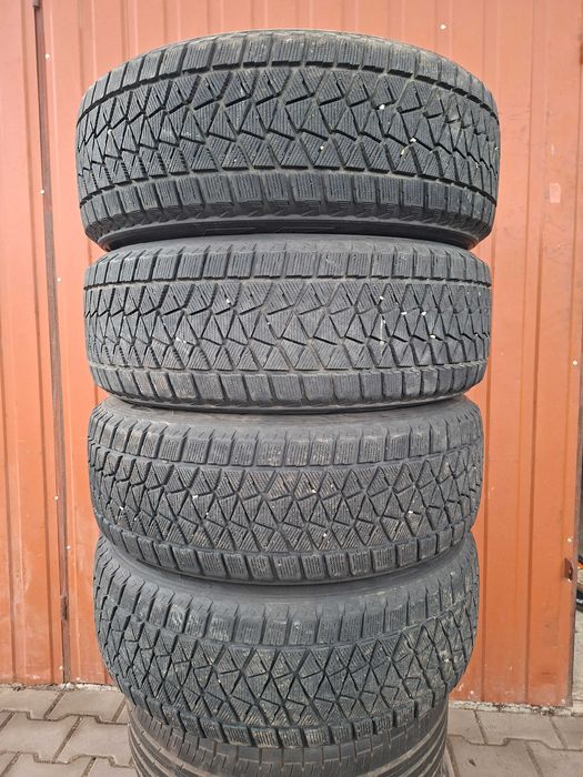 235/60 R18 107S - Bridgestone Blizzak DM-V2 (4 sztuki) Opony bez wad