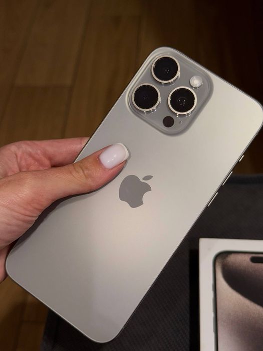 iPhone 15 Pro Max 256GB Natural Titanium