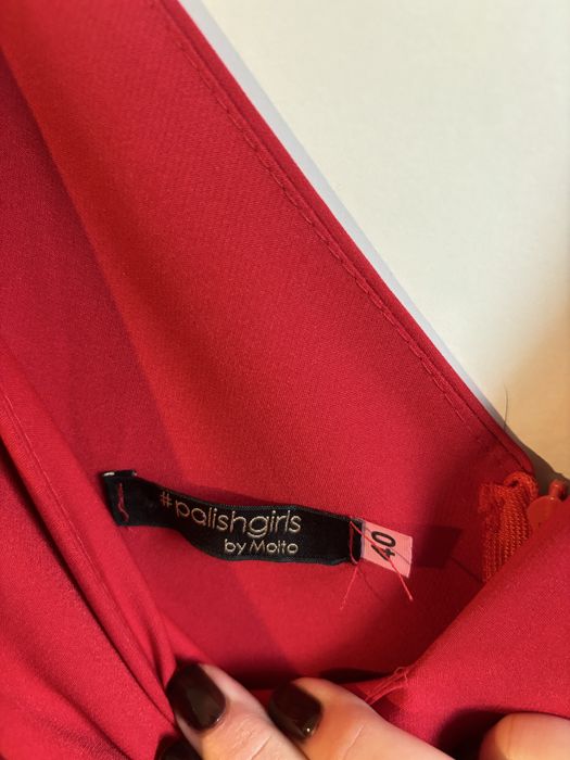 Sukienka na studniówkę na wesele czerowna maxi prost długa 40