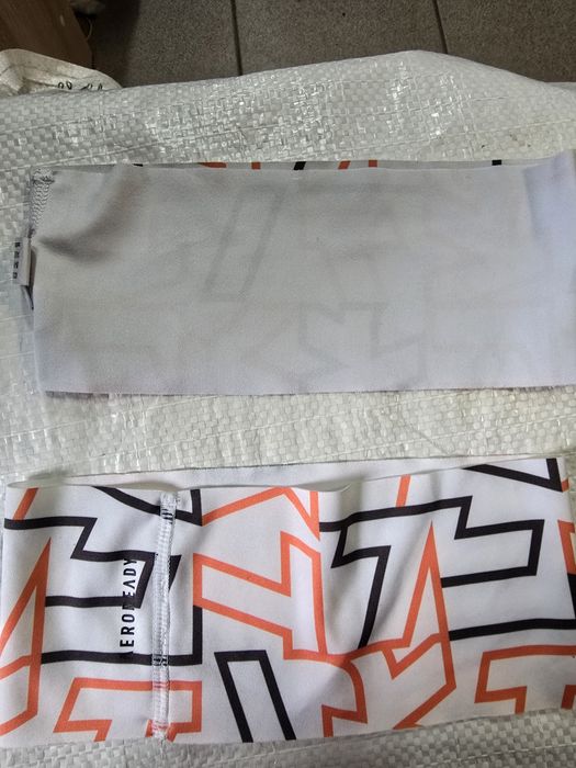 Пов'язка на голову adidas TERREX
колір білий