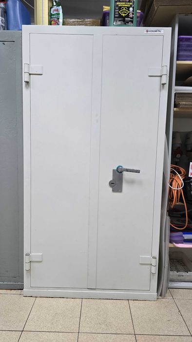 Sejf szafa pancerna Konsmetal MS02 310 kg