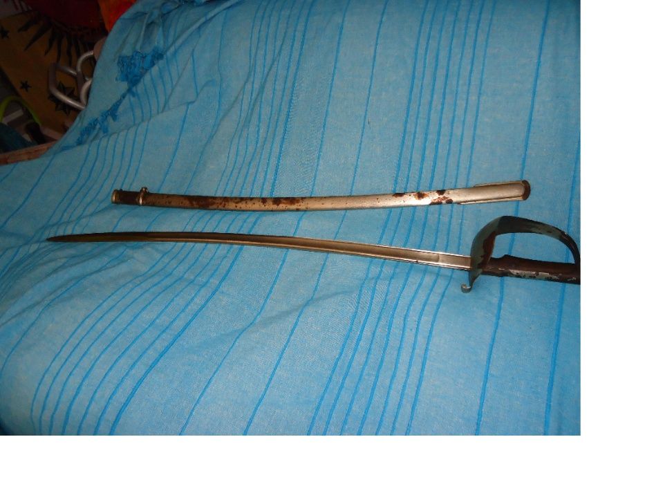 Espada com bainha ANTIGA