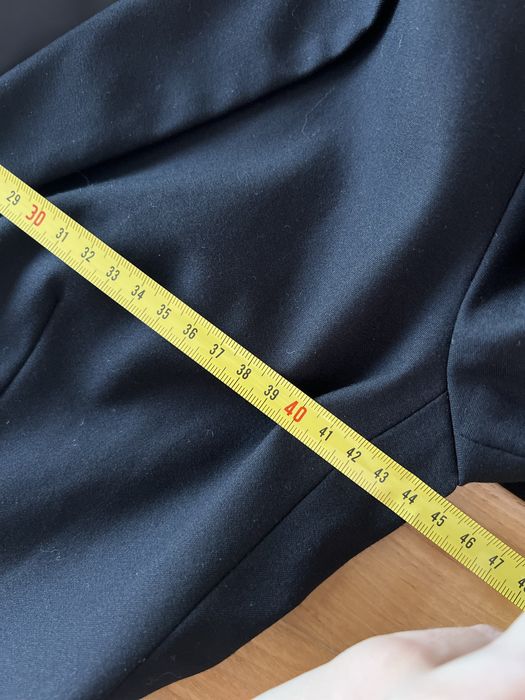 Marynarka Zara czarna taliowana żakiet