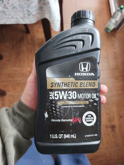 Motor oil SAE 5w-30