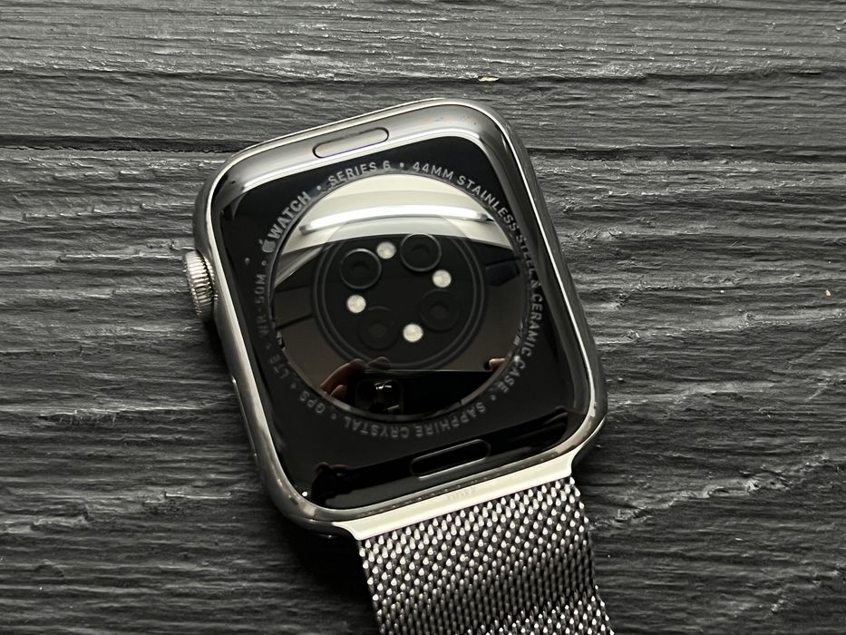 MAГAЗИН Apple Watch Series 6 44mm Stainless Steel Milan Trade-In/Обмен