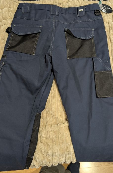 Продам спецовку нову розмір 50/52 L