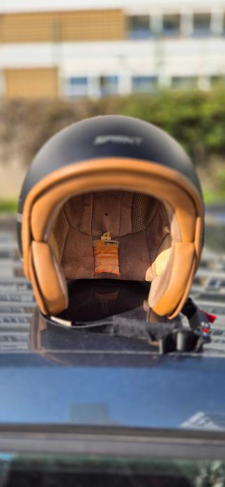 Vendo capacetes de mota diversos