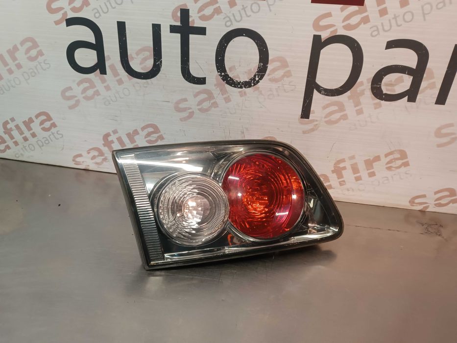 FAROLIM INTERIOR DA MALA MAZDA 6 SW - ESQUERDO 226-61981  226-61974