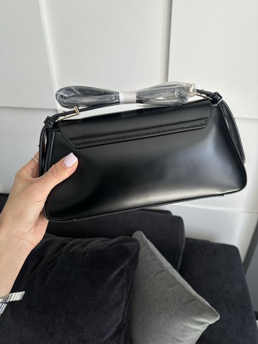 Жіноча сумочка Zara, сумка багет, сумка на плече