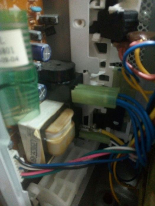 Ремонт микроволновых печей,варочных поверхностей,мультиварок,пылесосов