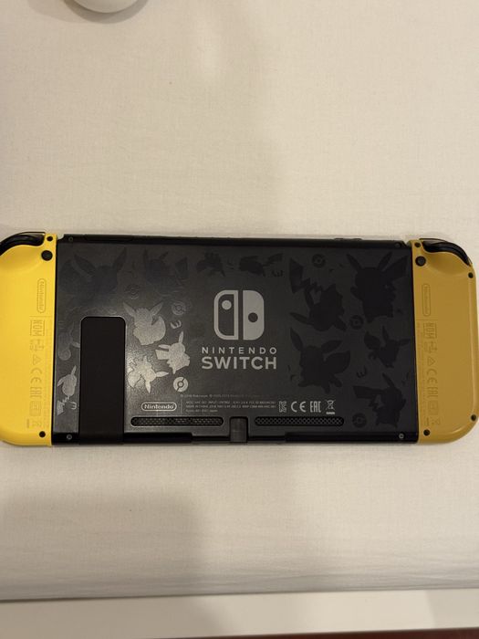 Nintendo Switch Versão Pokemon