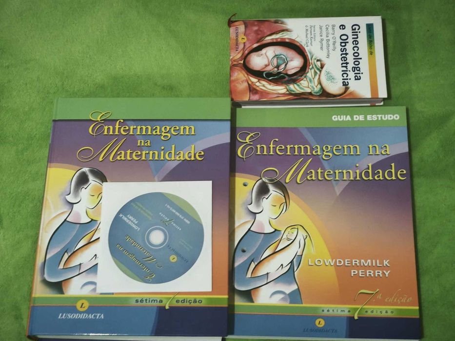 Livro - Enfermagem na Maternidade + Guia de Estudo + CD