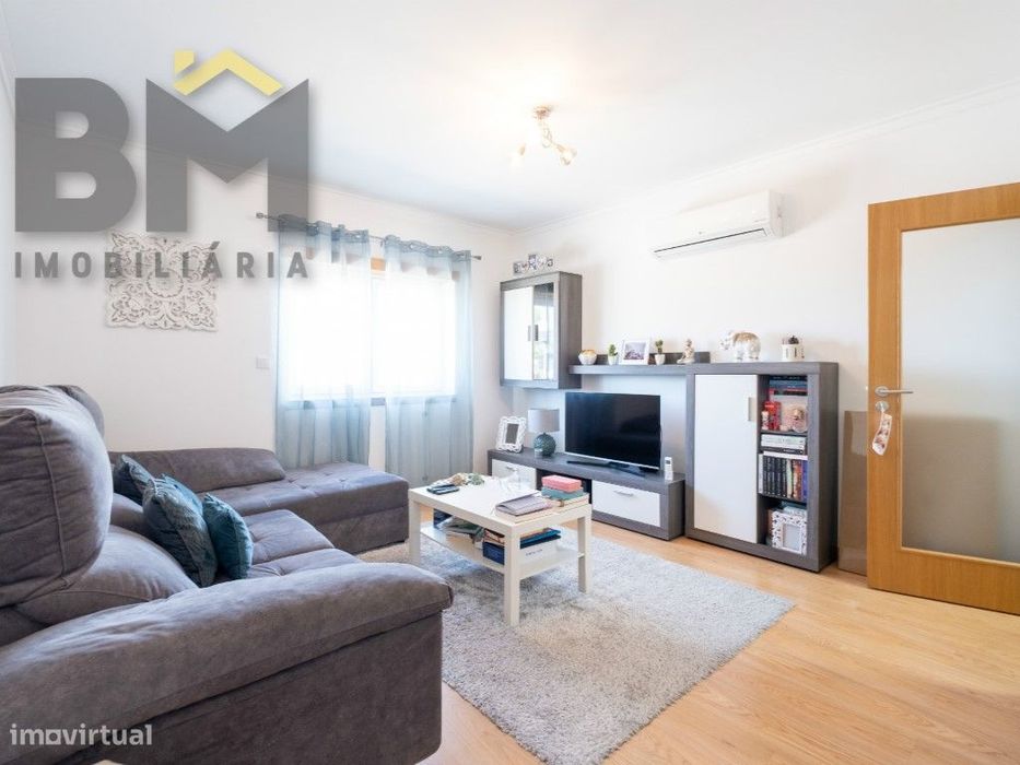 Apartamento T1 convertido em T2 com Tecnologia e Centralidade