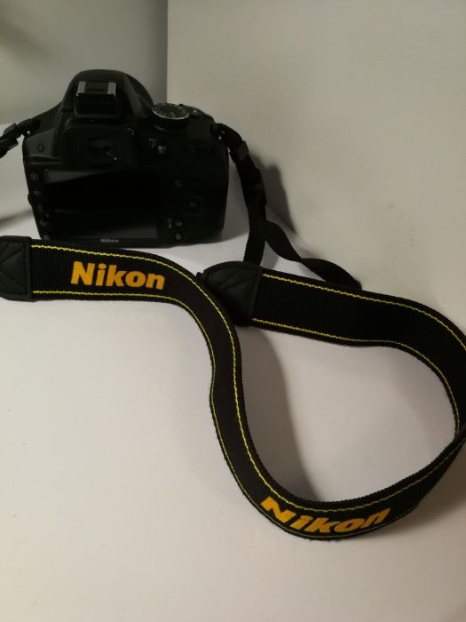 Nikon D3200 bom estado