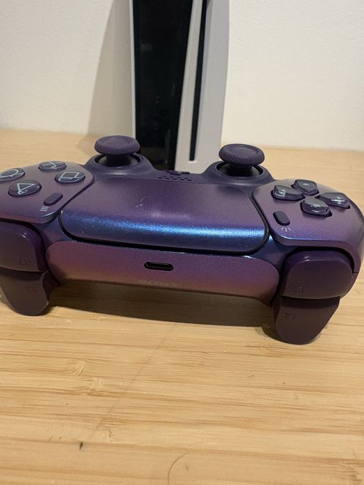 Ps5 com leitor de discos e comando