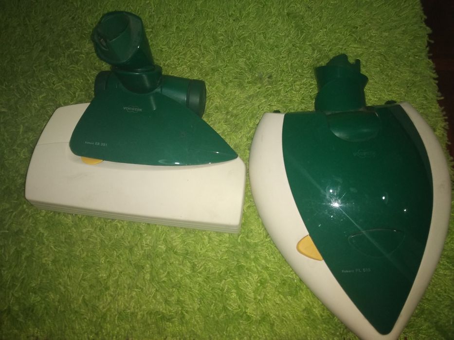 Acessorios do aspirador da Vorwerk com saco de transporte.