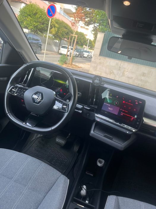 Renault Megane E-Tech EV40