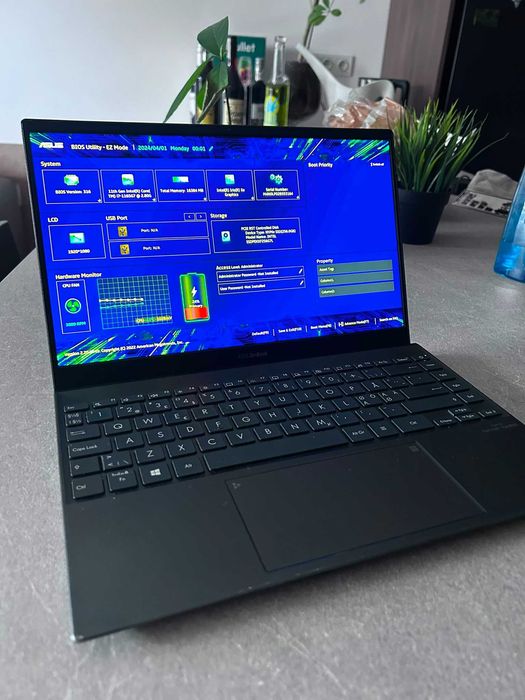 Laptop ASUS ZenBook 13 UX325EA i7-1165G7/16GB/256GB/OLED