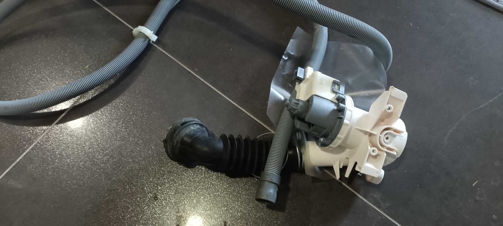 Częsci do pralki Candy Grand Vita 6 kg, silnik, pompa i drzwiczki