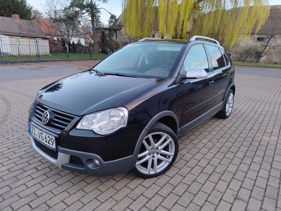 Volkswagen Polo 1.6 MPI Cross czarny z Niemiec 2 właściciel 212 km ALU Klima Elektryka