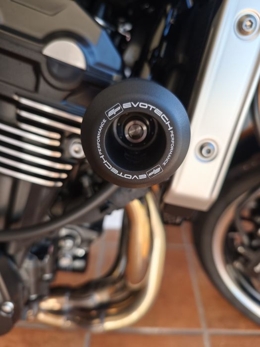 Kawasaki Z 900 RS 4500Kms