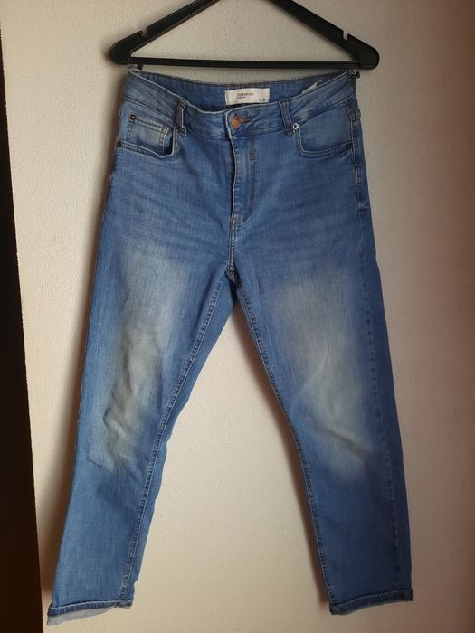 Spodnie jeansowe jeansy Reserved 38