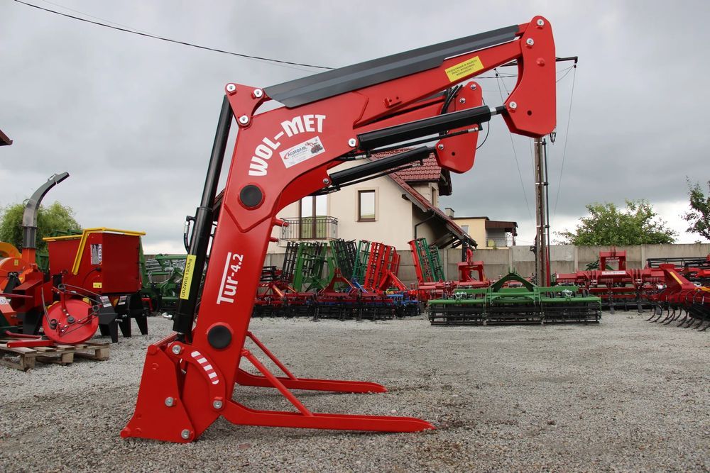 ładowacz czołowy tur-4 udźwig 1500kg euroramka mf6260, 6270, jd 6610 itp.