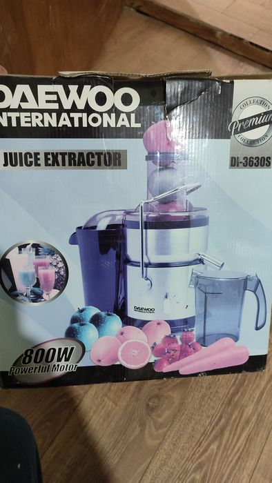 Потужна соковижималка Kenwood daewoo 800 ват. 1300 грн. Обмін на роуте