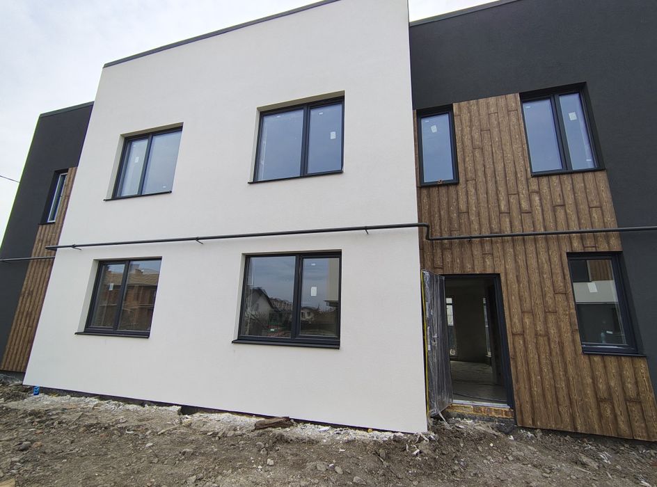 Якісний таун на здачі ,акційна ціна!