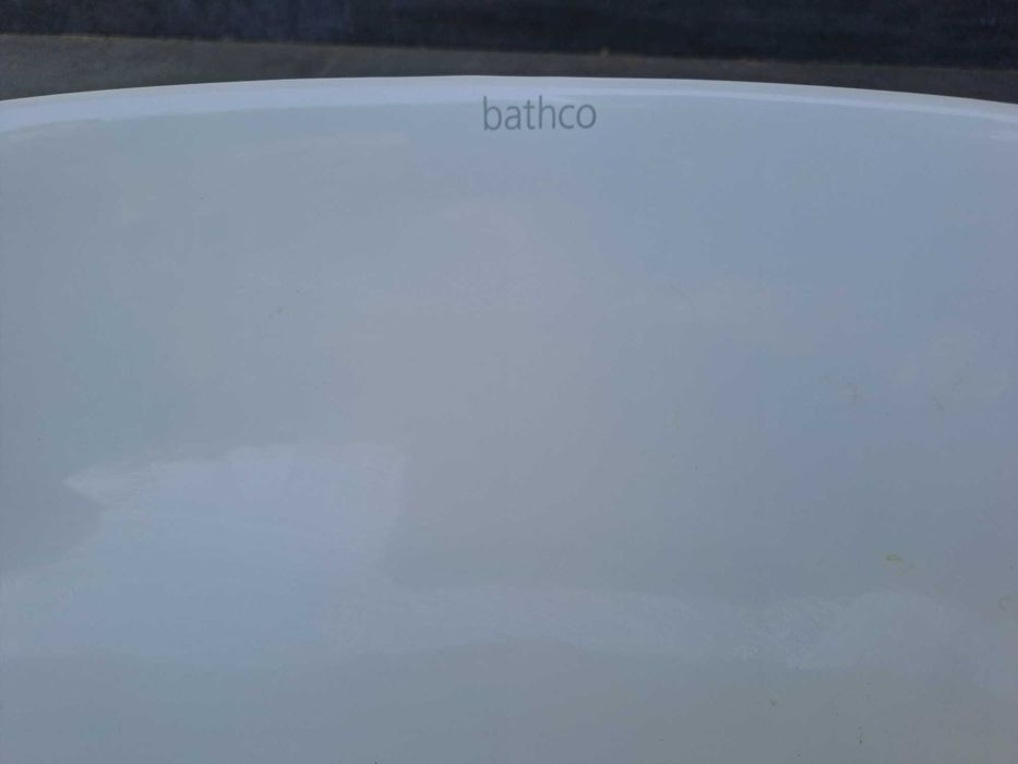 Lavatório de assentar bathco
