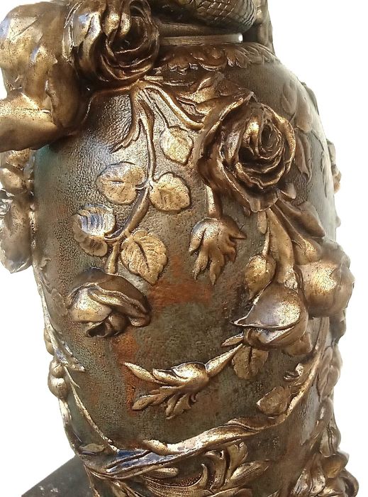 Grande ânfora em bronze de arte  (Puti Elê Hanap)- Séc.-XIX