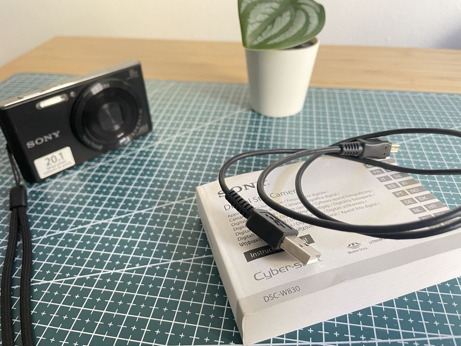 Sony CyberShot W830