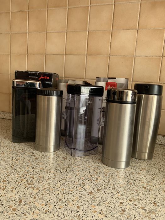 Продам молочники для кофемашин Jura, Miele, Melitta.