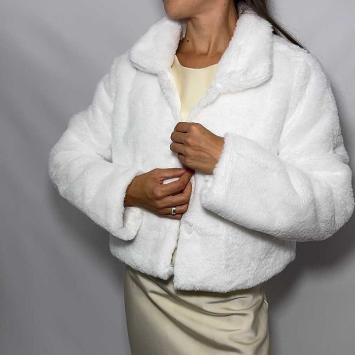 Весільні шубки / Білі шубки для нареченої