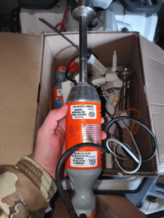 Продам погружной миксер mini pro France.