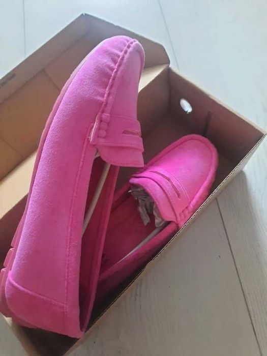 Nowe śliczne fuksjowe buty mokasyny 38/39 24,5cm okazja