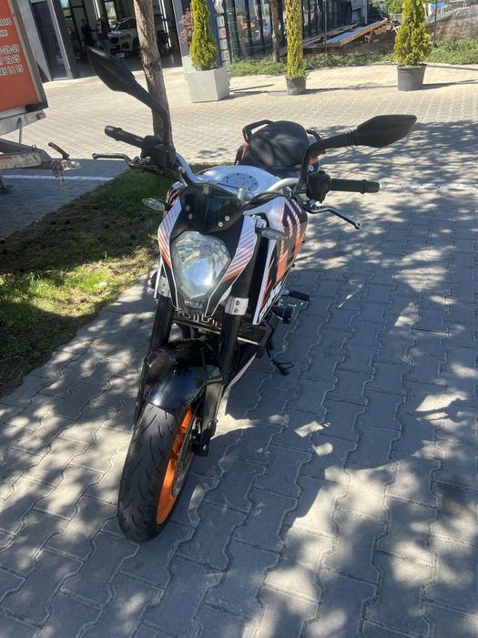 Мотоцикол KTM DUK 390