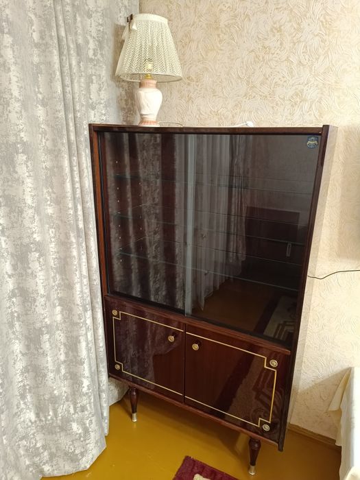 Продам стінка комод сервант