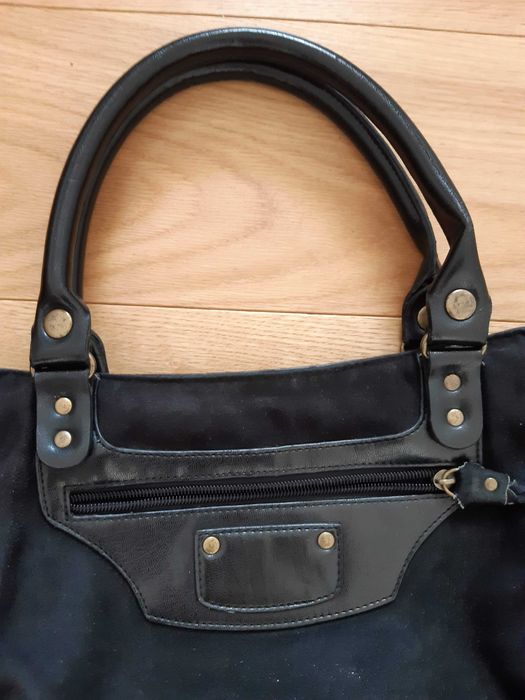 Torebka z rączkami czarna "ala" zamsz