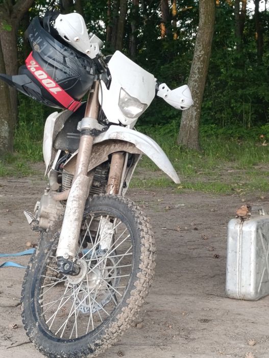 Мотоцикл ендуро  Enduro KAYO T4-250