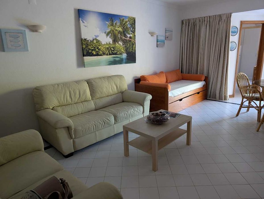 Apartamento T1 para ferias a 300mts da Praia dos Salgados e Galé