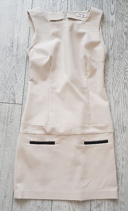 Sukienka ORSAY beżowa klasyczna JAK NOWA